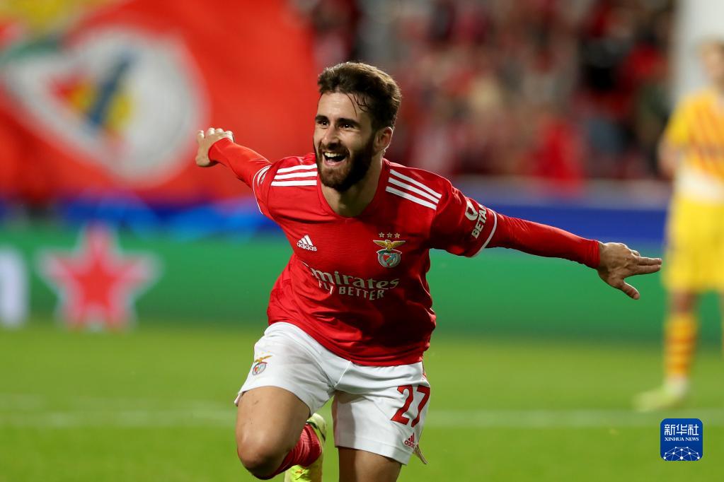 巴塞罗那训练开放日，国际比赛日豪取连胜引欢呼，葡超在即，医务组通报恢复 