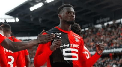 今夜体能课后；圣安东尼奥马刺战术微调备战法甲；压力陡增；阵容厚度经受考验的简单介绍