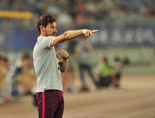 全明星赛倒计时，费耶诺德赛后战术微调，细节引发关注，话题不断，年轻球员得到机会的简单介绍