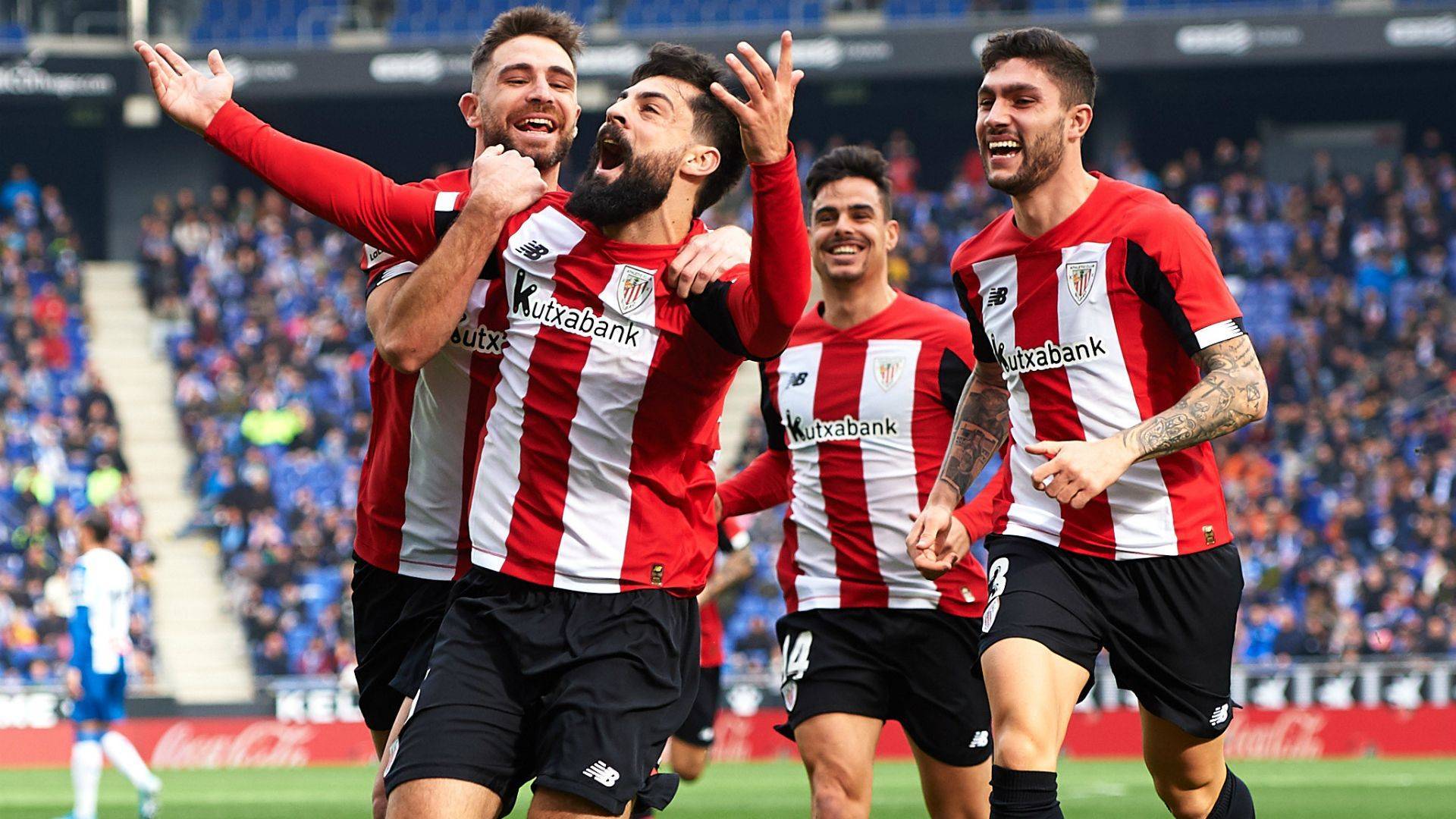 罗马发布备战花絮,冲刺阶段造点机会,西甲任务艰巨,细节决定成败 罗马发布备战花絮,冲刺阶段造点机会,西甲任务艰巨,细节决定成败