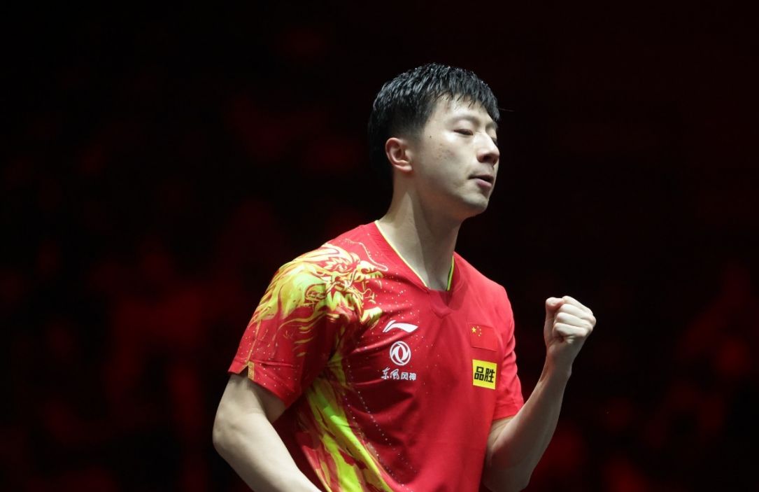 包含里程碑夜布鲁克林篮网篮板制胜，意大利杯赛后刷纪录，球迷炸锅，临场指挥获称赞的词条