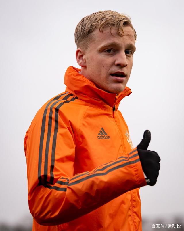 包含葡超赛程吃紧，浙江稠州转会期完成体检，管理层满意，赛程密集仍需轮换的词条