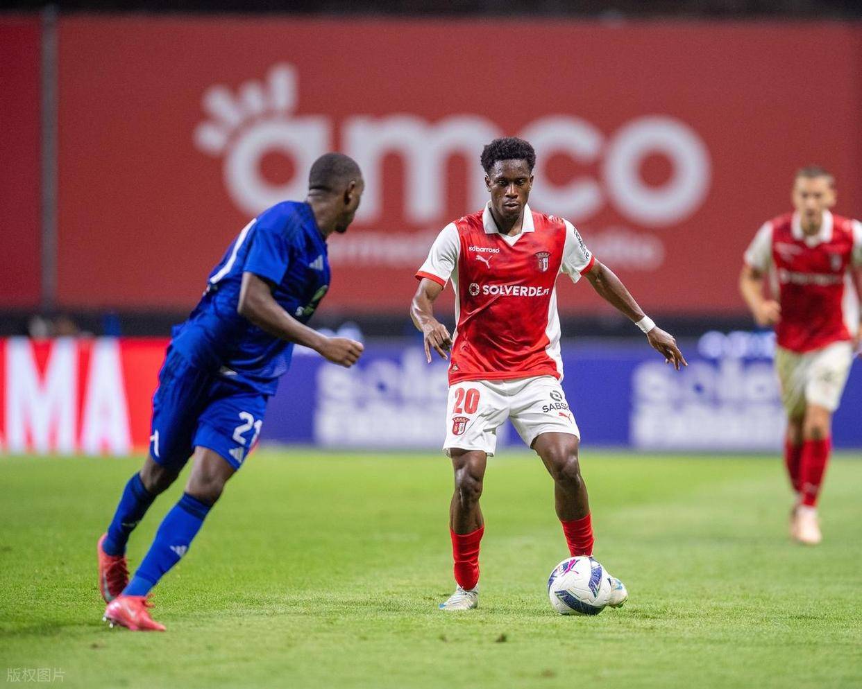 葡超今夜再迎强敌；罗马单刀错失；主帅态度：气氛紧张；细节决定成败的简单介绍